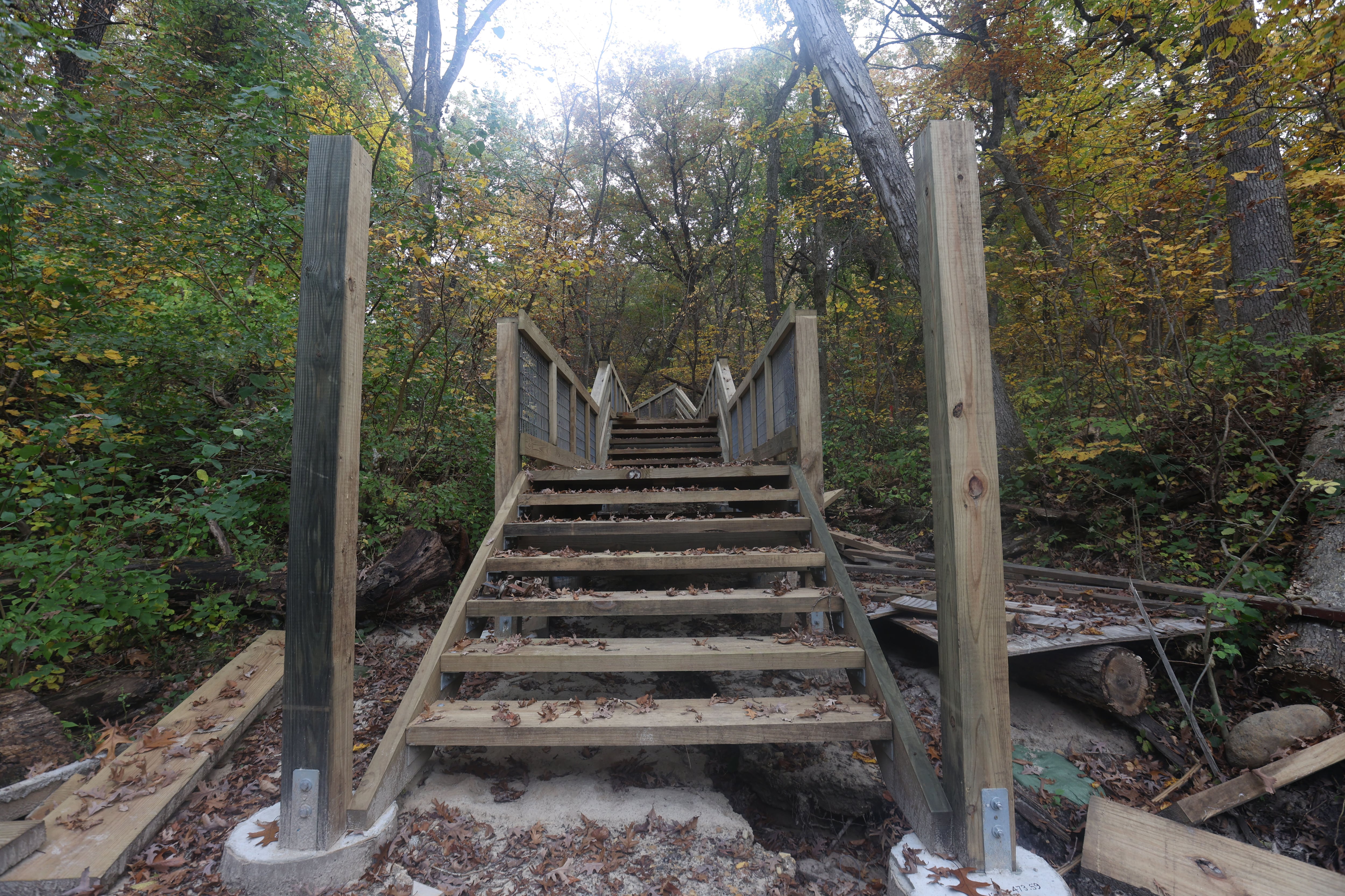 Starved Rock trail improvements about half finished — Shaw Local News Network