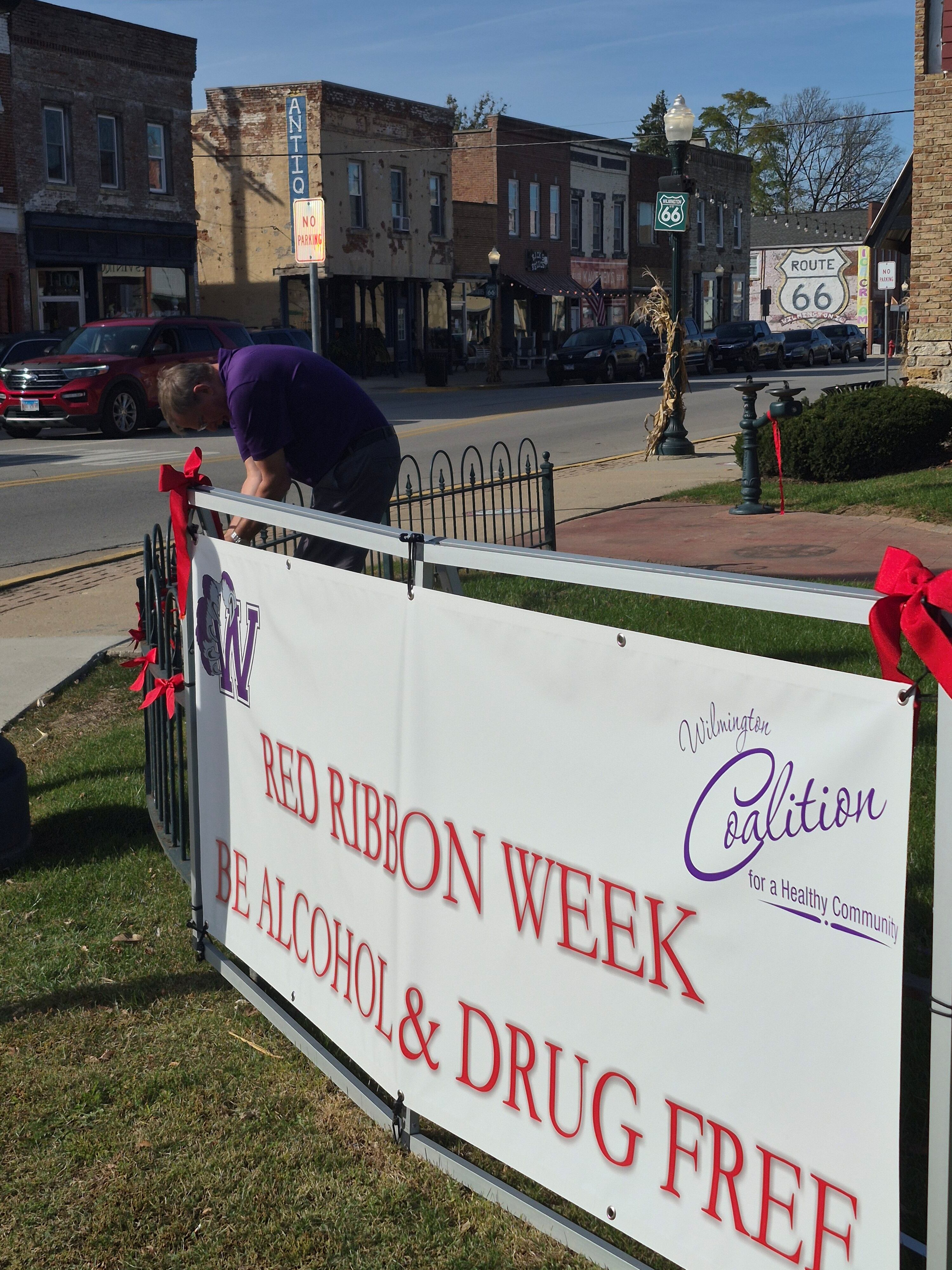 Wilmington pastors gather to pray for youth during Red Ribbon Week — Geneva Health news